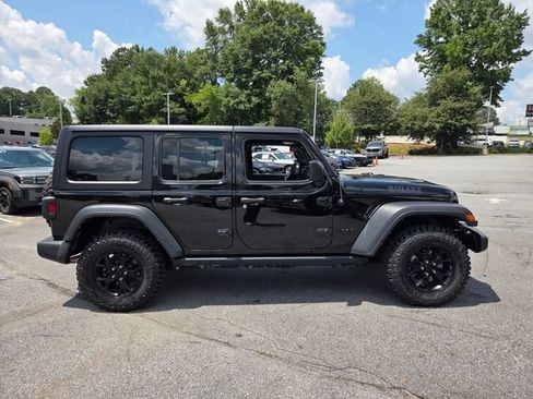 Used 2022 Jeep Wrangler Unlimited Sport AWD/4WD image 10