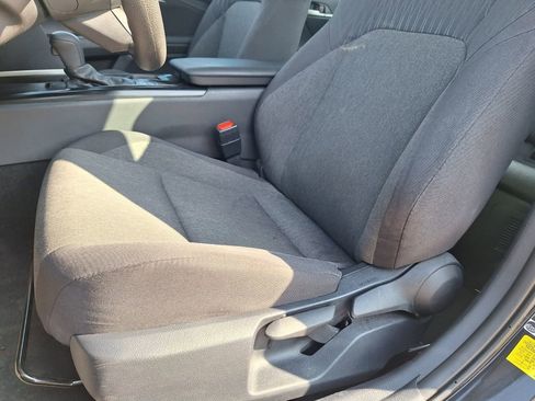 Used 2025 Toyota Camry LE image 10