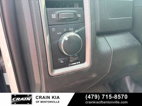 Used 2022 RAM 1500 Tradesman w/ Chrome Appearance Group AWD/4WD image 12