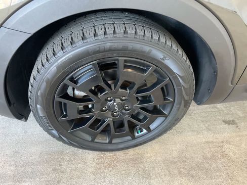 Used 2022 Kia Telluride SX w/ Nightfall Edition Package image 10