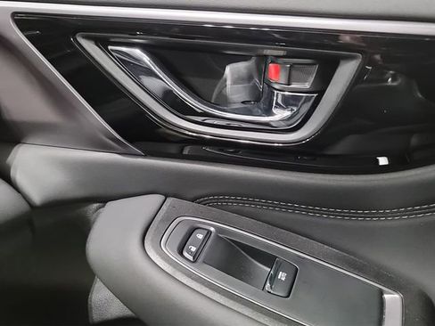 Certified 2025 Subaru Outback Limited image 20