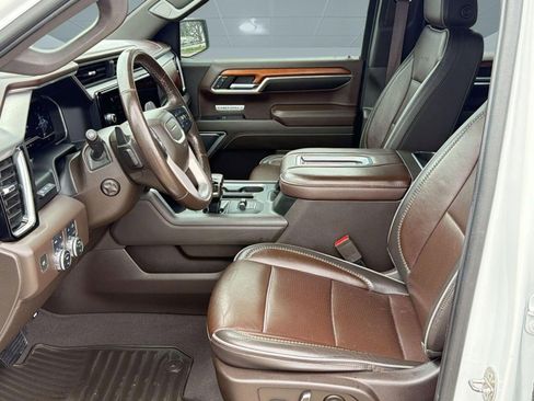 Used 2022 GMC Sierra 1500 Denali w/ Denali Reserve Package AWD/4WD image 5