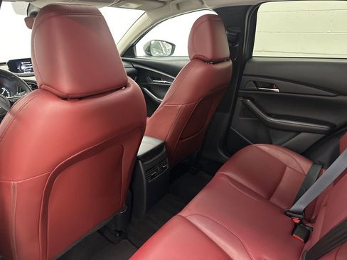 Certified 2025 MAZDA CX-30 AWD 2.5 S w/ Preferred Package image 19