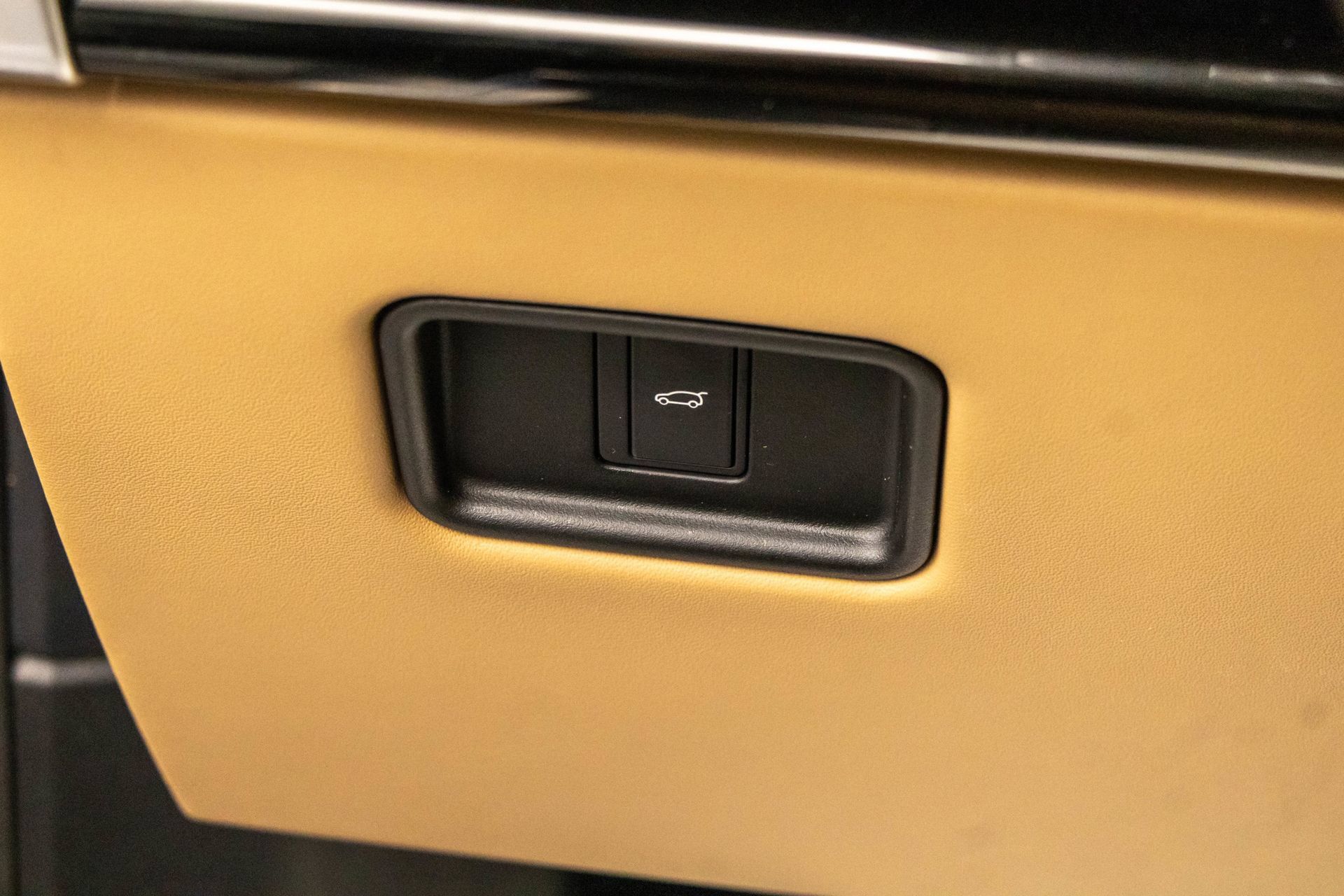 Used 2023 Land Rover Range Rover SE AWD/4WD image 17