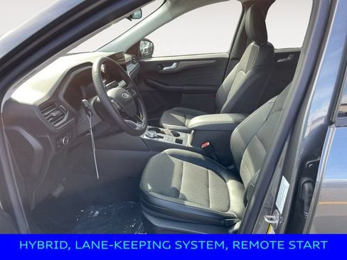 New 2024 Ford Escape SE FWD image 9