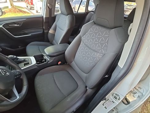 Used 2023 Toyota RAV4 XLE w/ Convenience Package AWD/4WD image 15