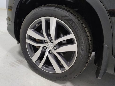 Used 2018 Honda Pilot Touring image 31