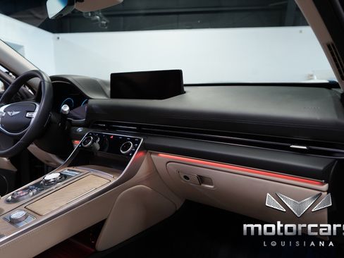 Used 2024 Genesis GV80 2.5T w/ Prestige Package image 28