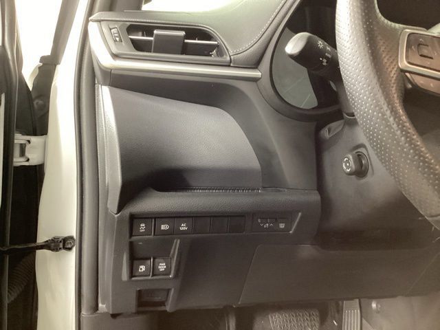 Used 2023 Toyota Sienna XSE AWD/4WD image 12
