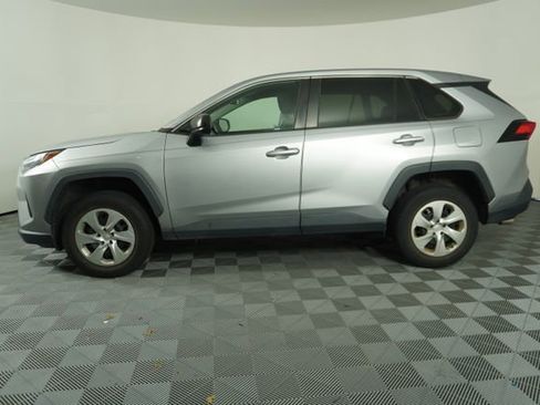 Used 2023 Toyota RAV4 LE FWD image 4