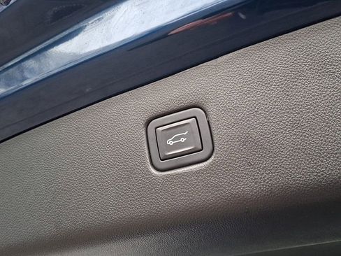 Used 2023 Chevrolet Blazer LT w/ Convenience Package image 28