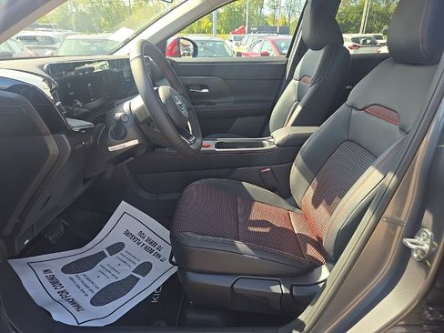 New 2026 Nissan Kicks SR w/ Cold Weather Package image 9