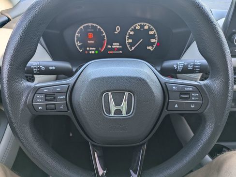 Used 2024 Honda HR-V LX image 18