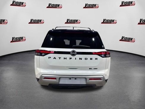 Used 2023 Nissan Pathfinder SL w/ Black Appearance Package image 6