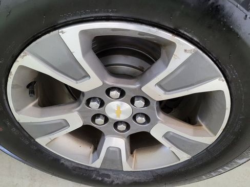 Used 2018 Chevrolet Colorado Z71 image 20