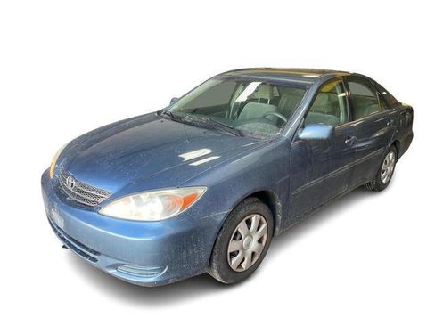 Used 2004 Toyota Camry LE image 1
