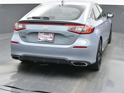 Certified 2022 Honda Civic Sport Touring image 5