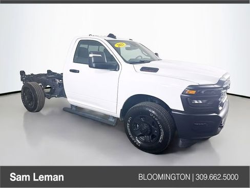 Used 2025 RAM 3500 Tradesman image 1