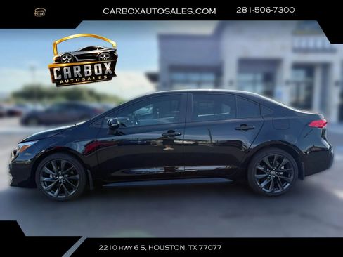 Used 2026 Toyota Corolla SE FWD image 2