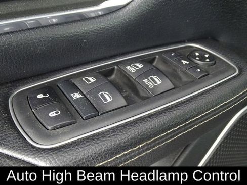 Used 2020 RAM 1500 Laramie AWD/4WD image 17