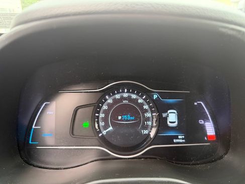 Used 2021 Hyundai Kona SEL FWD image 16