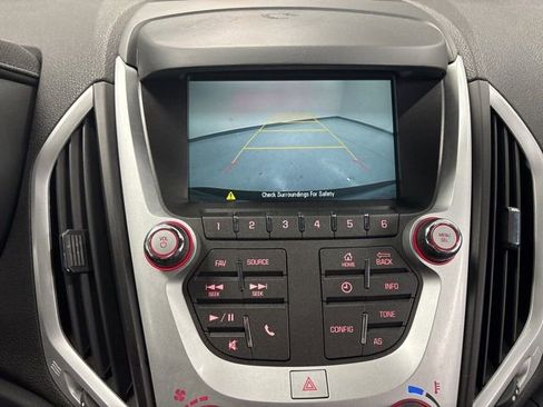 Used 2017 GMC Terrain SLE image 33