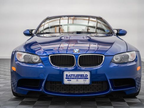 Used 2011 BMW M3 Coupe RWD image 2