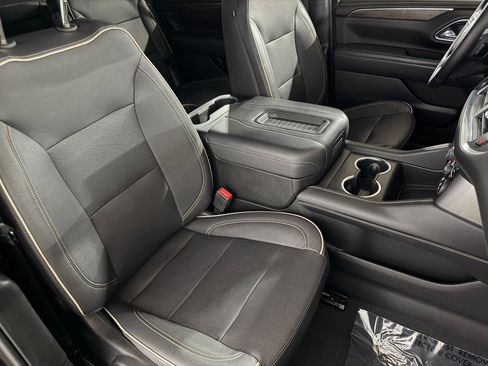 Used 2023 Chevrolet Tahoe Premier AWD/4WD image 46