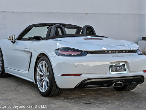 Used 2025 Porsche 718 Boxster image 5