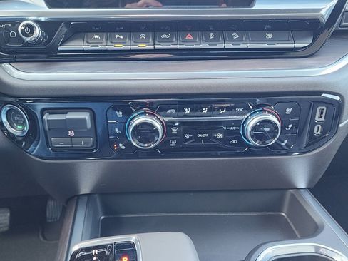 New 2026 GMC Sierra 1500 SLT w/ SLT Premium Plus Package image 29