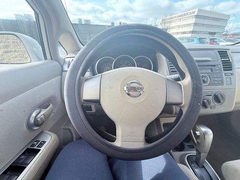 Used 2007 Nissan Versa 1.8 S w/ PWR Pkg image 14