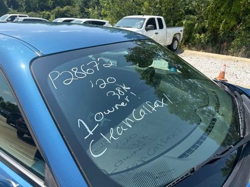 Used 2020 Dodge Challenger SXT w/ Blacktop Package RWD image 23