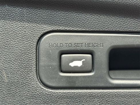 Used 2023 Acura MDX FWD w/ Technology Package image 13