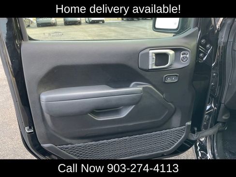 Used 2024 Jeep Wrangler Sport S image 11