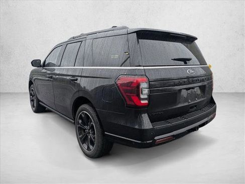 Used 2022 Ford Expedition Limited AWD/4WD image 7