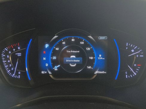 Used 2019 Hyundai Santa Fe SEL w/ Cargo Package FWD image 23