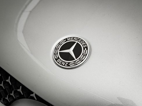 Certified 2025 Mercedes-Benz GLE 350 4MATIC image 3