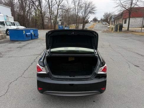Used 2012 Hyundai Sonata Hybrid w/ Leather Pkg image 13