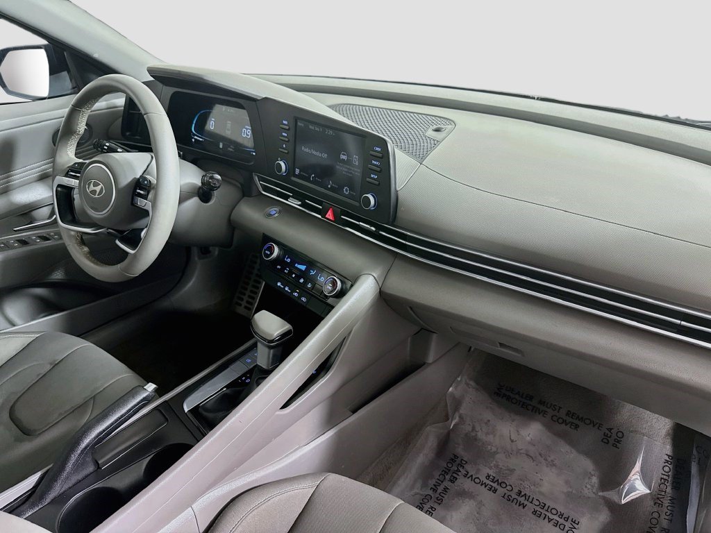Used 2026 Hyundai Elantra Sport w/ Cargo Package FWD image 29