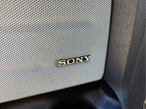 Used 2013 Ford F150 Raptor w/ Luxury Equipment Group image 23