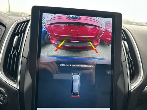 Used 2022 Ford Edge Titanium w/ Equipment Group 301A image 24