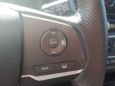 Used 2022 Honda Pilot TrailSport image 21