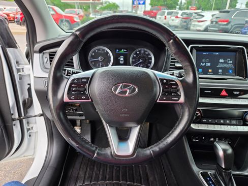 Used 2019 Hyundai Sonata SEL FWD image 6