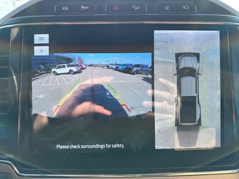 Used 2022 Ford F350 Lariat w/ Lariat Ultimate Package image 21