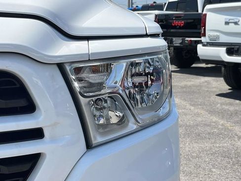Used 2022 RAM 1500 Big Horn AWD/4WD image 9