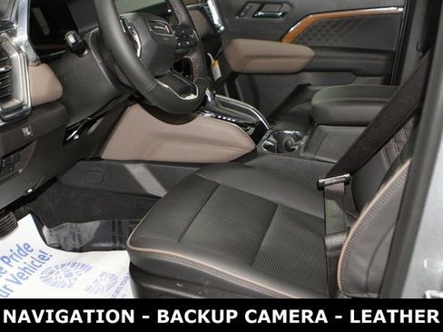 New 2026 GMC Canyon Denali image 14