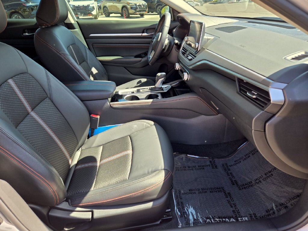 Certified 2023 Nissan Altima 2.5 SR AWD/4WD image 22