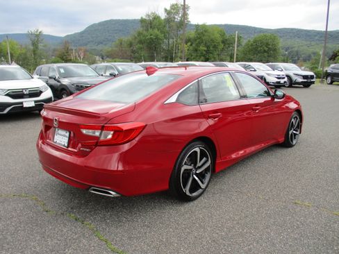Certified 2018 Honda Accord Sport image 5