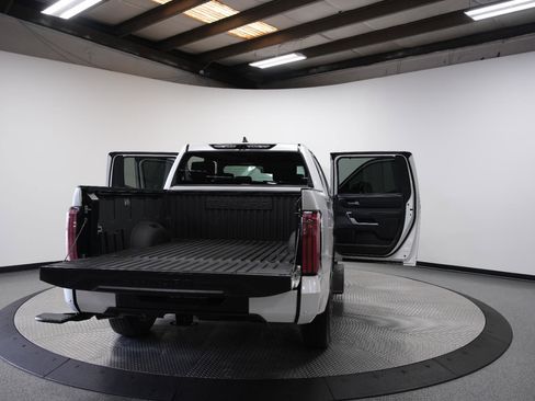 Used 2024 Toyota Tundra Platinum AWD/4WD image 14