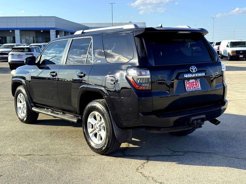 Used 2015 Toyota 4Runner SR5 Premium image 9